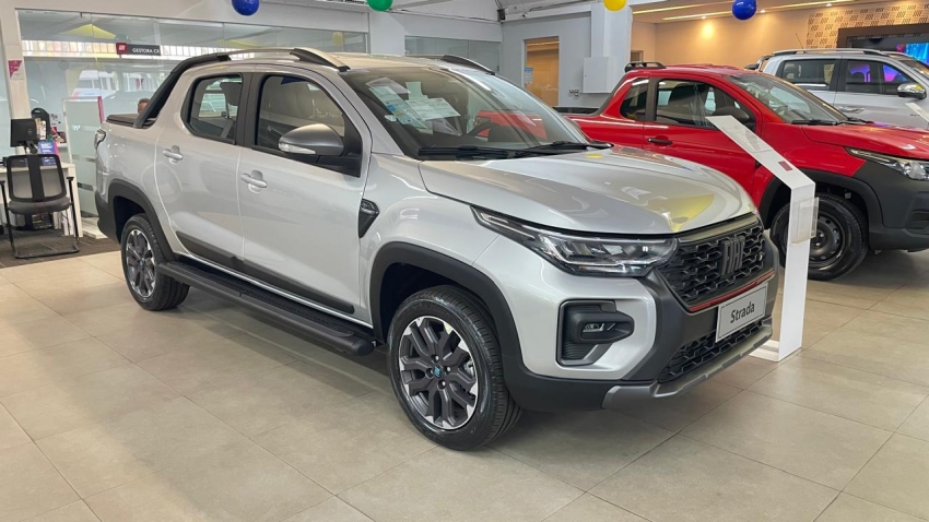 Strada ultra flex 1.0 CVT , COM SEU USADO NA TROCA SENDO OUTRA STRADA4