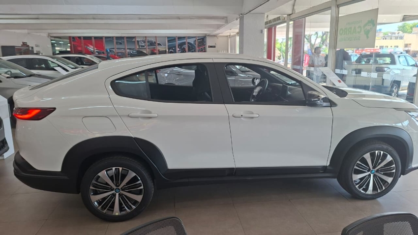 Novo Fastback T200 pack smart 1.0 CVT3