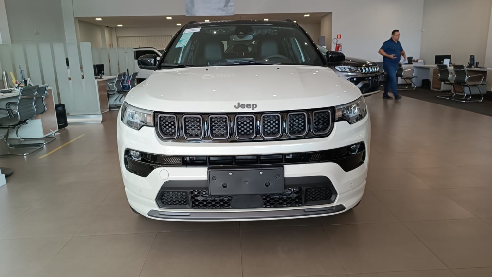 jeep compass 1.3 t270 turbo flex s at6 1.7 5p automatico 2025 jeep compass 1.3 t270 turbo flex s at6 1.7 5p automatico 2025