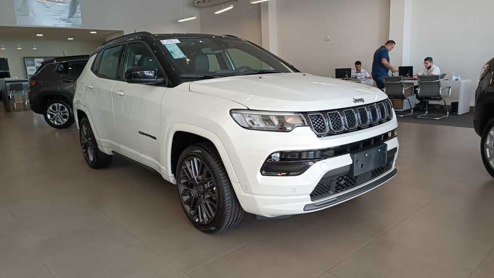 jeep compass 1.3 t270 turbo flex s at6 1.7 5p automatico 2025 jeep compass 1.3 t270 turbo flex s at6 1.7 5p automatico 2025