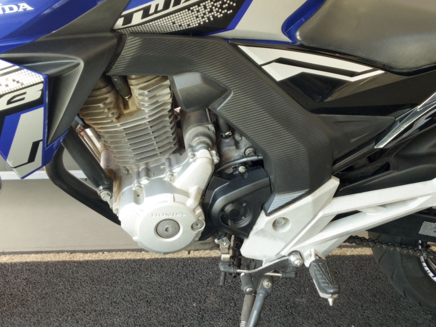 cb 250f twister cbs 20214