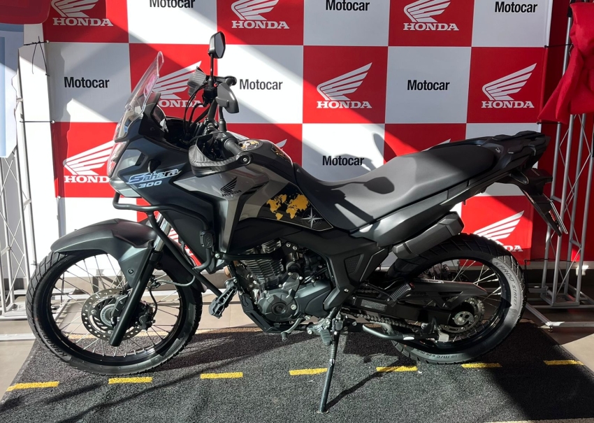 xre 300 sahara standard 2025/20258