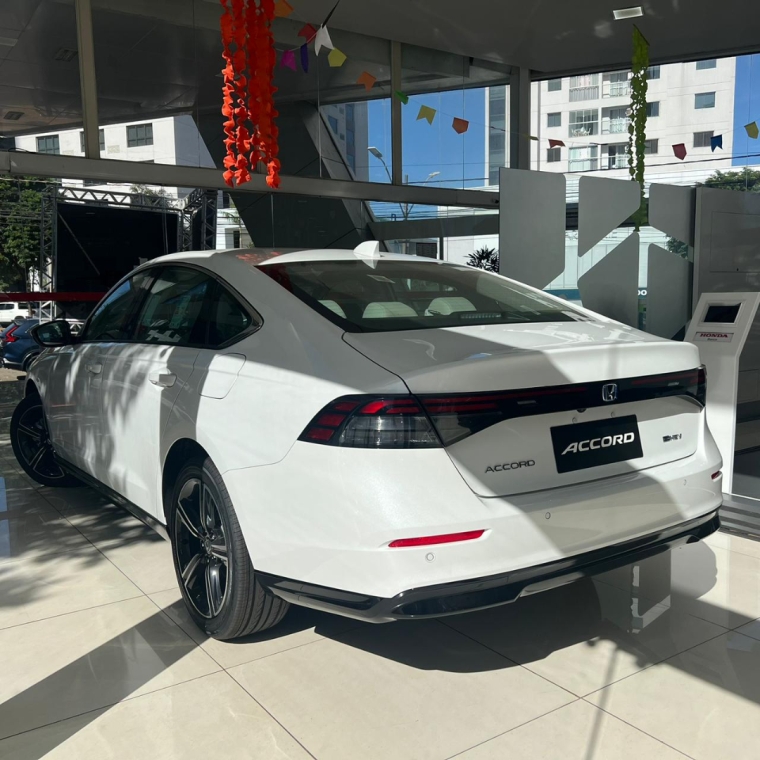honda accord 2.0 e:hev advanced e-cvt hibrido 5p automatico 2024