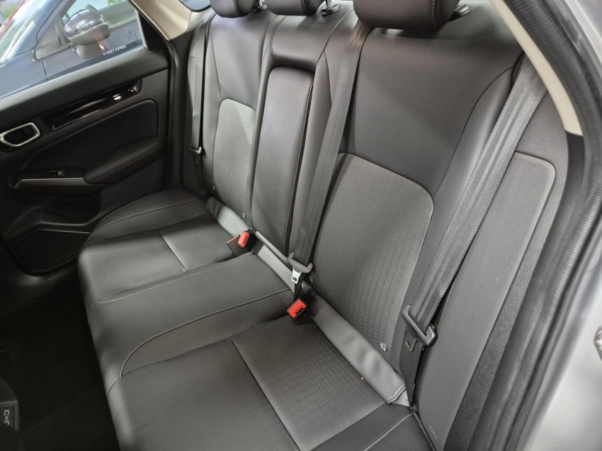 honda civic 2.0 di e:hev touring e-cvt.