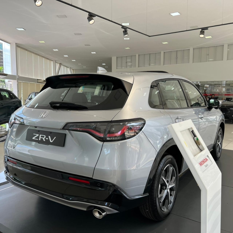 honda zr-v 2.0 i-vtec gasolina touring cvt 5p automatico 2025