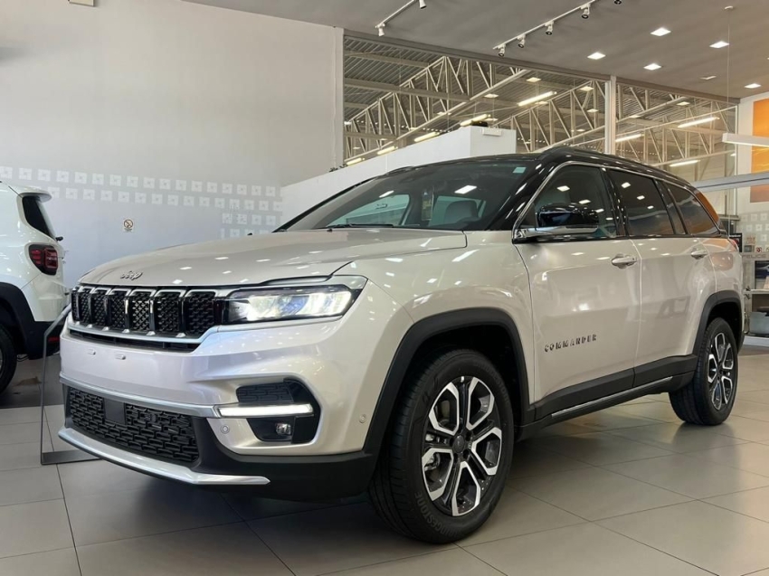 jeep commander 1.3 t270 turbo flex limited at6 2.0 4p automatico 2026