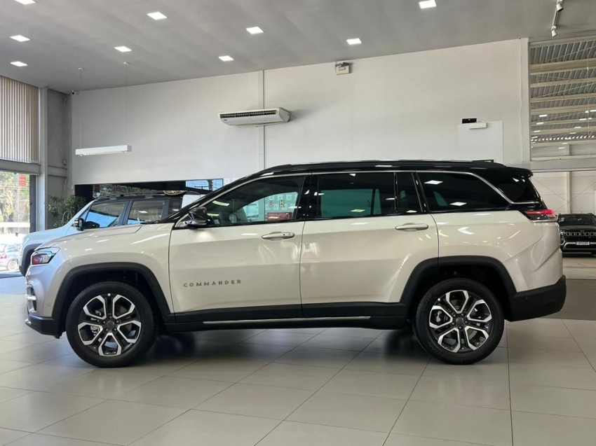 jeep commander 1.3 t270 turbo flex limited at6 2.0 4p automatico 2026
