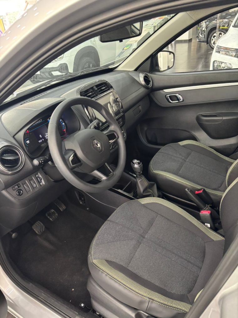 renault kwid 1.0 12v sce flex outsider manual 4p 20262