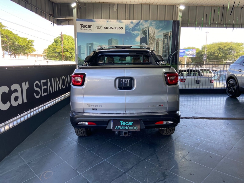 fiat toro 2.0 16v turbo diesel ranch 4wd at9 4p automatico 2021 fiat toro 2.0 16v turbo diesel ranch 4wd at9 4p automatico 2021
