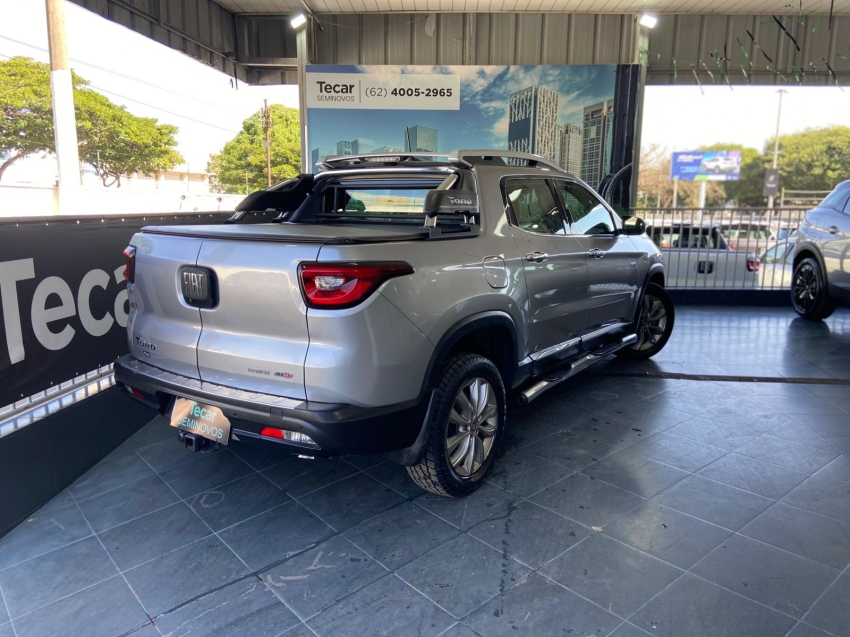 fiat toro 2.0 16v turbo diesel ranch 4wd at9 4p automatico 2021 fiat toro 2.0 16v turbo diesel ranch 4wd at9 4p automatico 2021