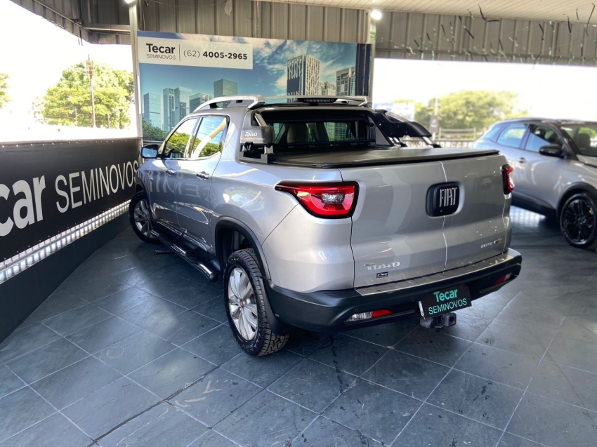 fiat toro 2.0 16v turbo diesel ranch 4wd at9 4p automatico 2021 fiat toro 2.0 16v turbo diesel ranch 4wd at9 4p automatico 2021