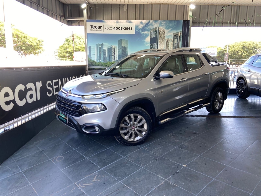 fiat toro 2.0 16v turbo diesel ranch 4wd at9 4p automatico 2021 fiat toro 2.0 16v turbo diesel ranch 4wd at9 4p automatico 2021