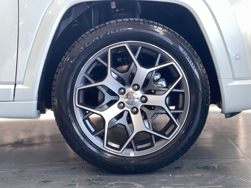 jeep commander 1.3 t270 turbo flex overland at6