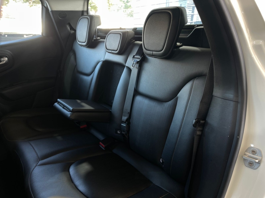 fiat toro 1.3 turbo 270 flex freedom at6. fiat toro 1.3 turbo 270 flex freedom at6.