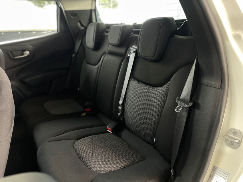 fiat toro 1.3 turbo 270 flex endurance at6 4p automatico 2023 fiat toro 1.3 turbo 270 flex endurance at6 4p automatico 2023