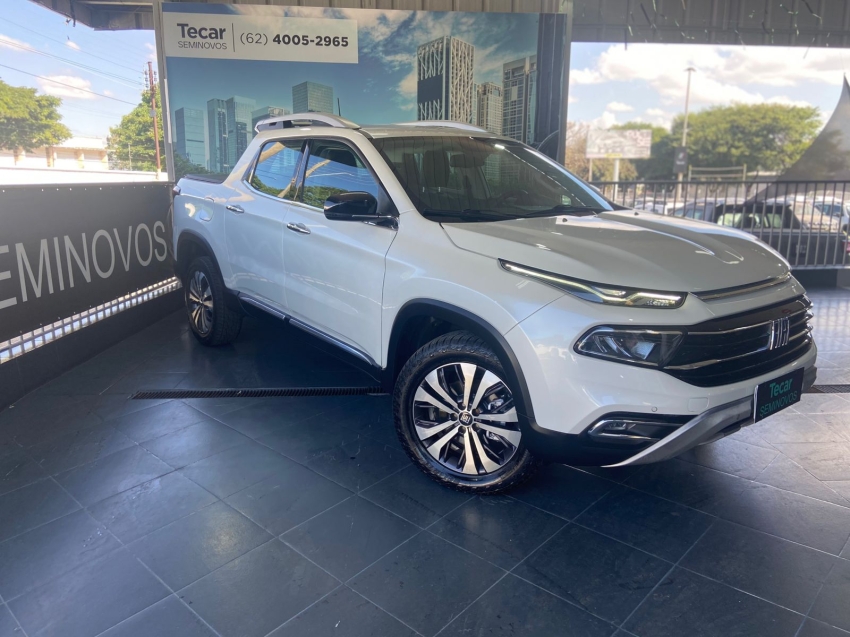 fiat toro 2.0 16v turbo diesel volcano 4wd at9 4p automatico 2023 fiat toro 2.0 16v turbo diesel volcano 4wd at9 4p automatico 2023