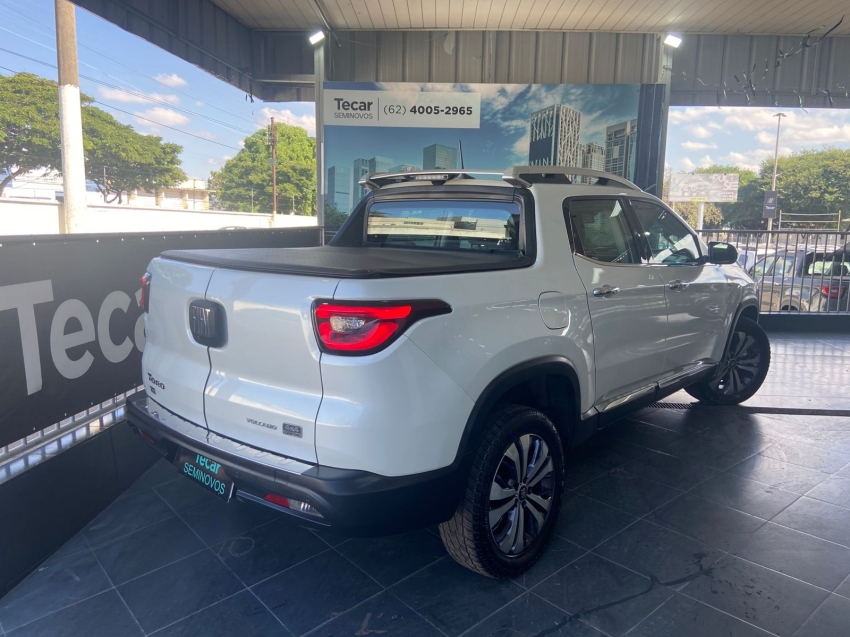 fiat toro 2.0 16v turbo diesel volcano 4wd at9 4p automatico 2023 fiat toro 2.0 16v turbo diesel volcano 4wd at9 4p automatico 2023
