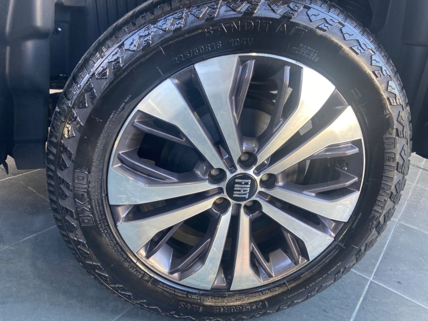 fiat toro 2.0 16v turbo diesel volcano 4wd at9 4p automatico 2023 fiat toro 2.0 16v turbo diesel volcano 4wd at9 4p automatico 2023