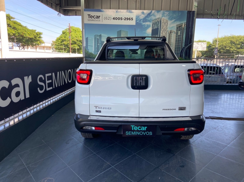 fiat toro 1.3 turbo 270 flex freedom at6 4p automatico 2023 fiat toro 1.3 turbo 270 flex freedom at6 4p automatico 2023