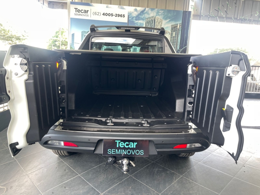 fiat toro 1.3 turbo 270 flex volcano at6 4p automatico 2024 fiat toro 1.3 turbo 270 flex volcano at6 4p automatico 2024
