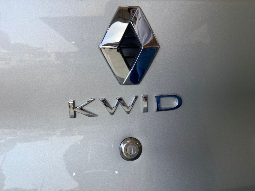 renault kwid 1.0 12v sce flex zen manual 4p 2023 renault kwid 1.0 12v sce flex zen manual 4p 2023