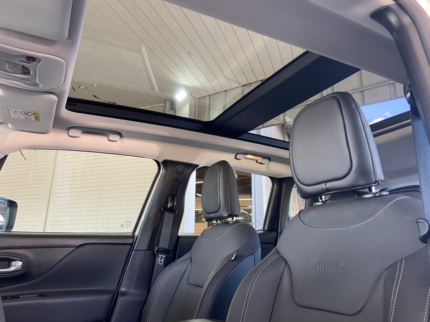 jeep renegade 1.3 t270 turbo flex sahara at6 4p automatico 2025