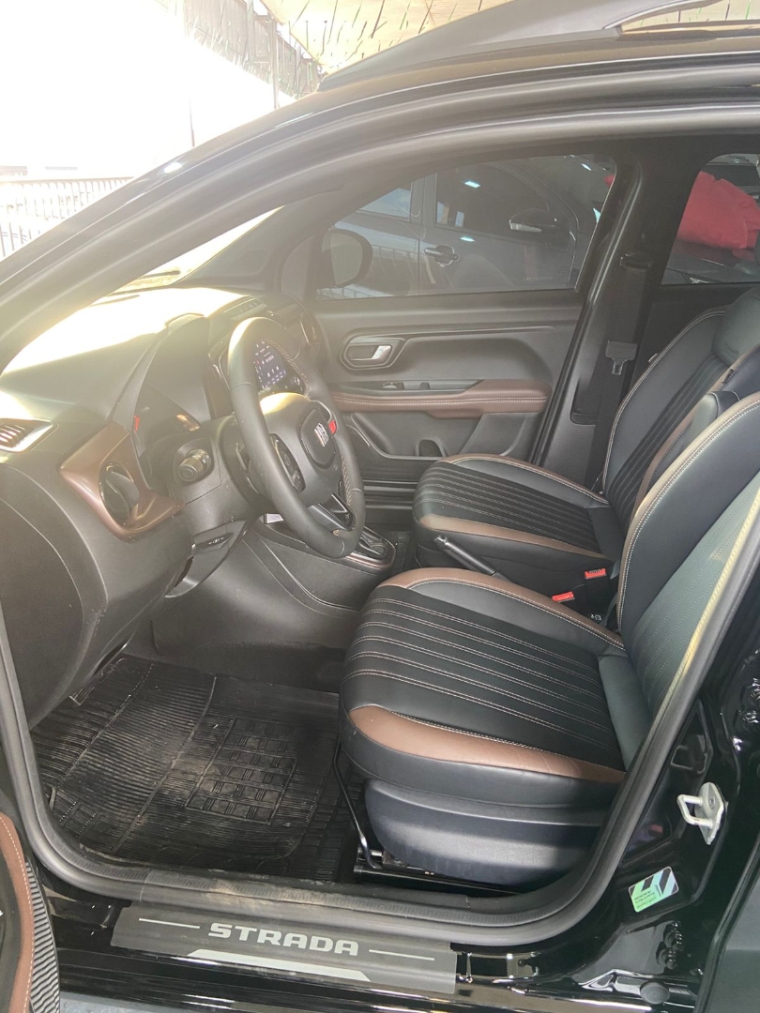 fiat strada 1.0 turbo 200 flex ranch cd cvt 4p automatico 2025