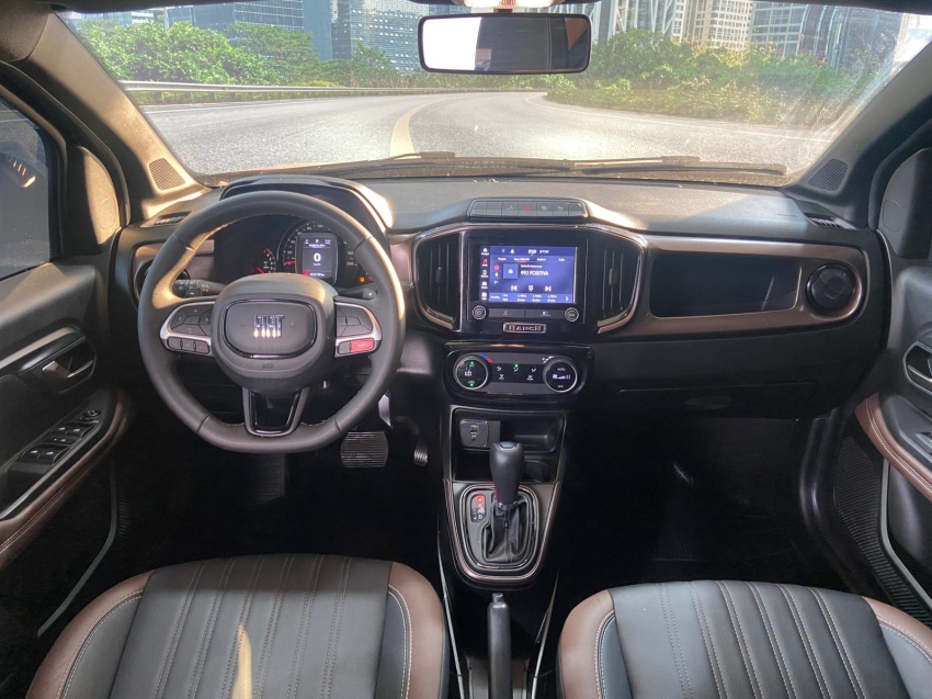fiat strada 1.0 turbo 200 flex ranch cd cvt 4p automatico 2025