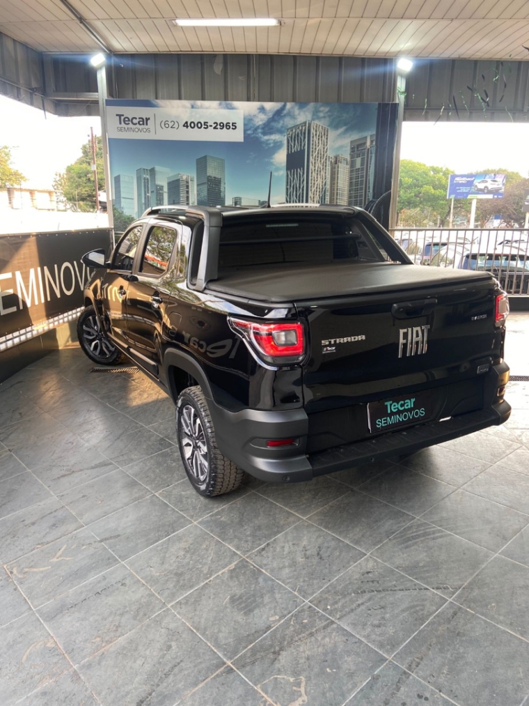 fiat strada 1.0 turbo 200 flex ranch cd cvt 4p automatico 2025