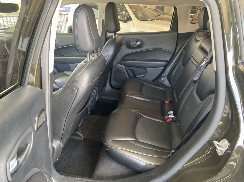 jeep compass 2.0 16v flex longitude automatico 4p 2020