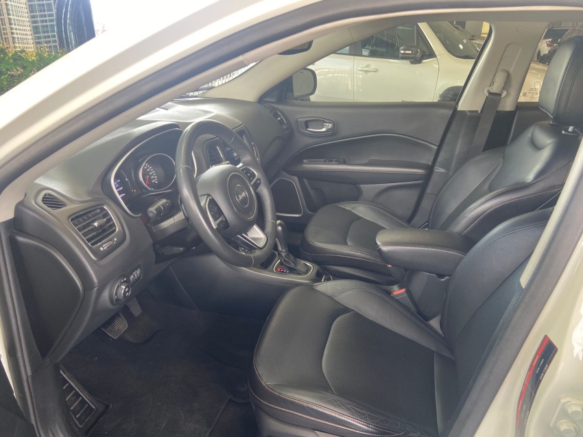jeep compass 2.0 16v diesel longitude 4x4 automatico 4p 2018