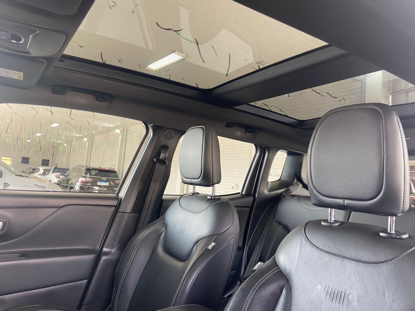 jeep renegade 1.3 t270 turbo flex s 4x4 at9 4p automatico 2023