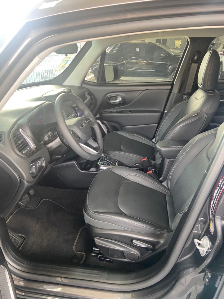 jeep renegade 1.3 t270 turbo flex longitude at6 4p automatico 2025 jeep renegade 1.3 t270 turbo flex longitude at6 4p automatico 2025