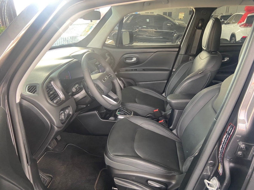 jeep renegade 1.3 t270 turbo flex longitude at6 4p automatico 2025 jeep renegade 1.3 t270 turbo flex longitude at6 4p automatico 2025
