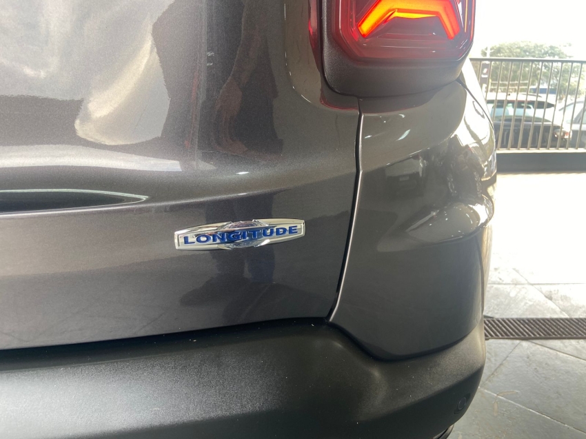 jeep renegade 1.3 t270 turbo flex longitude at6 4p automatico 2025 jeep renegade 1.3 t270 turbo flex longitude at6 4p automatico 2025
