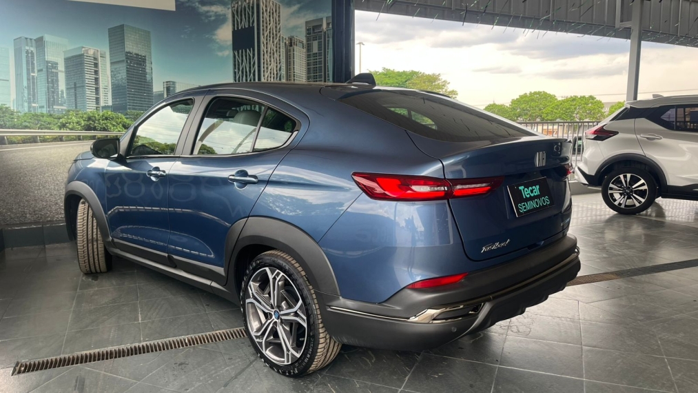 fiat fastback 1.0 turbo 200 hybrid impetus cvt hibrido 4p automatico 20254