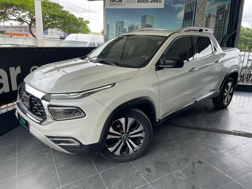 fiat toro 2.0 16v turbo diesel volcano 4wd at9 4p automatico 2024