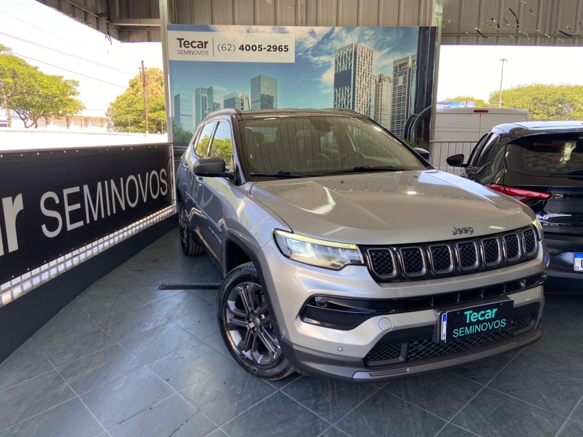 jeep compass 1.3 t270 turbo flex longitude at6 4p automatico 202213