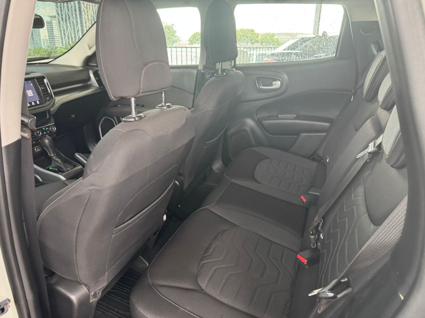 fiat toro 2.0 16v turbo diesel freedom 4wd at9 4p automatico 202210