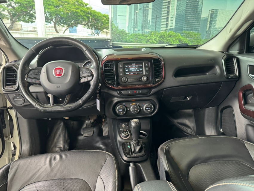 fiat toro 2.0 16v turbo diesel freedom 4wd at9 4p automatico 20198