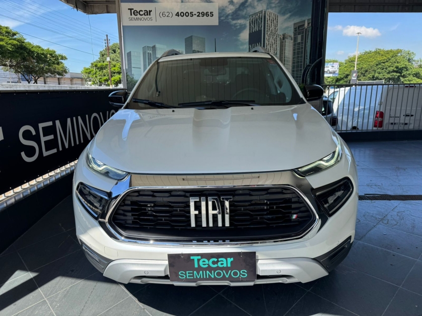 fiat toro 1.3 turbo 270 flex volcano at6 4p automatico 20252