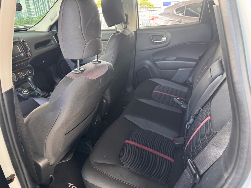 fiat toro 2.0 16v turbo diesel freedom 4wd at9 4p automatico 201910