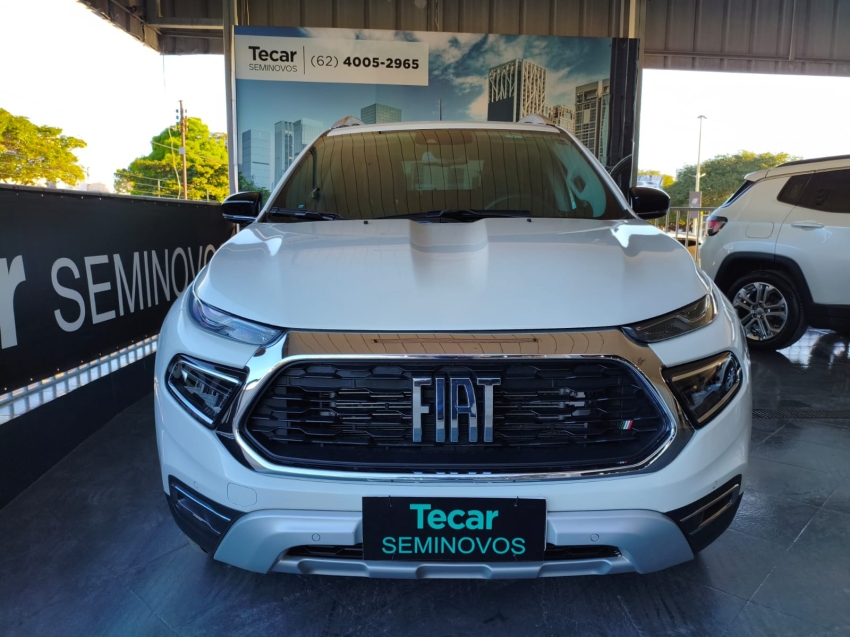 fiat toro 2.0 16v turbo diesel volcano 4wd at9 4p automatico 2025