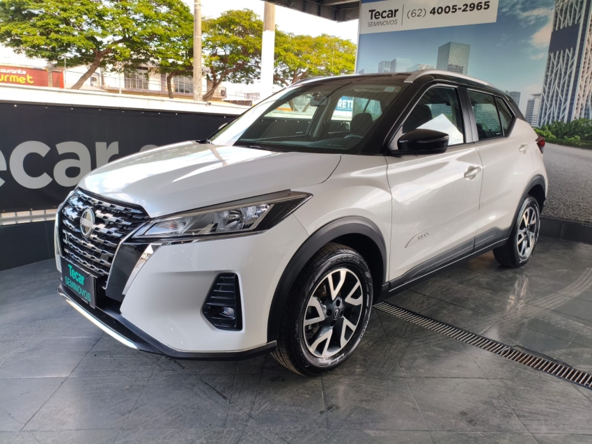 nissan kicks 1.6 16v flexstart sense xtronic flex 4p automatico 2024