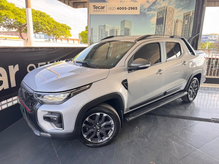 fiat strada 1.0 turbo 200 flex ultra cd cvt 4p automatico 2025