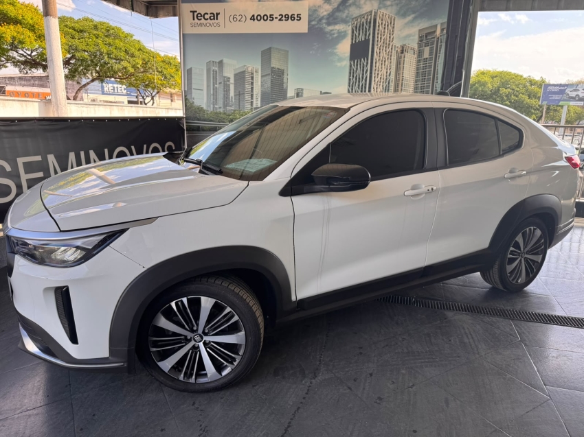 fiat fastback 1.0 turbo 200 hybrid audace cvt flex 4p automatico 2025