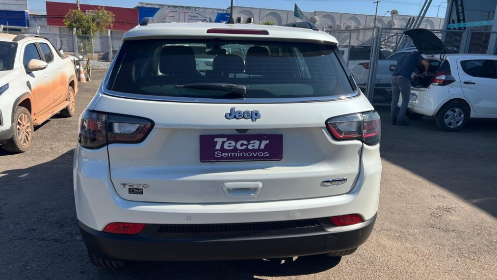 jeep compass 1.3 t270 turbo flex longitude at6 4p automatico 20224