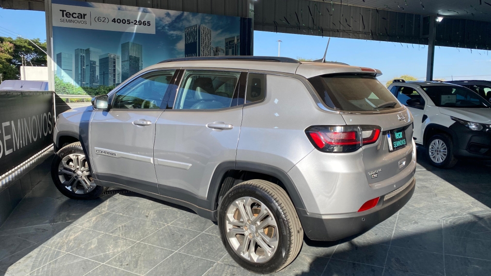 jeep compass 2.0 td350 turbo diesel longitude at9 4p automatico 2023 jeep compass 2.0 td350 turbo diesel longitude at9 4p automatico 2023