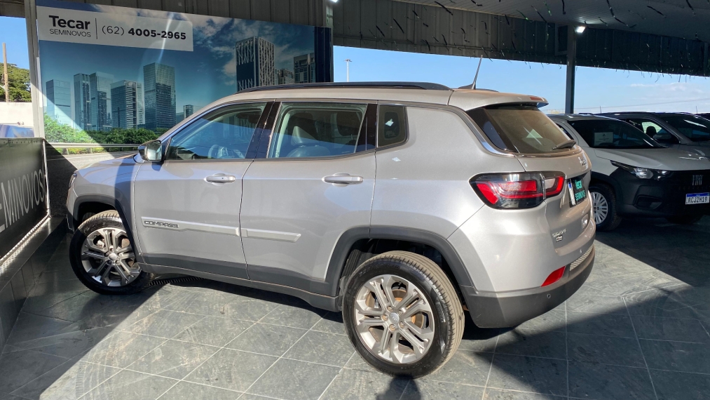 jeep compass 2.0 td350 turbo diesel longitude at9 4p automatico 2023 jeep compass 2.0 td350 turbo diesel longitude at9 4p automatico 2023