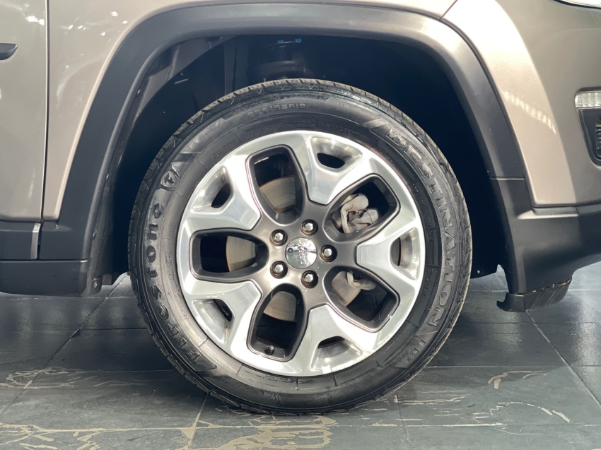 jeep compass 2.0 16v flex longitude automatico 4p 2020